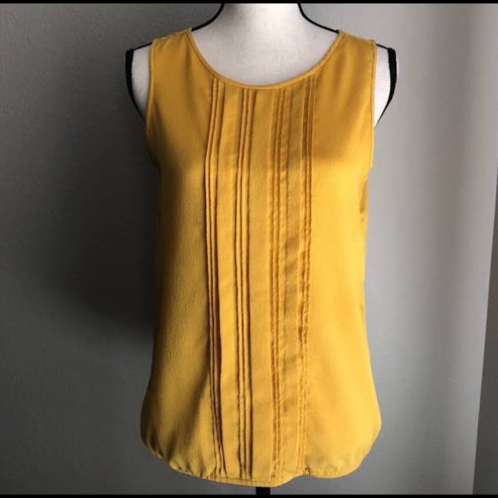 Sleeveless yellow Ann Taylor Loft top